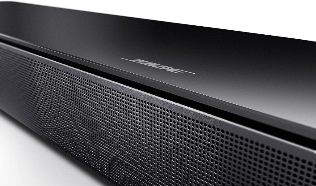 Bose Smart Soundbar 300, Bluetooth Wireless Sound Bar for TV with Built-In Microphone and Alexa Voice Control, Black