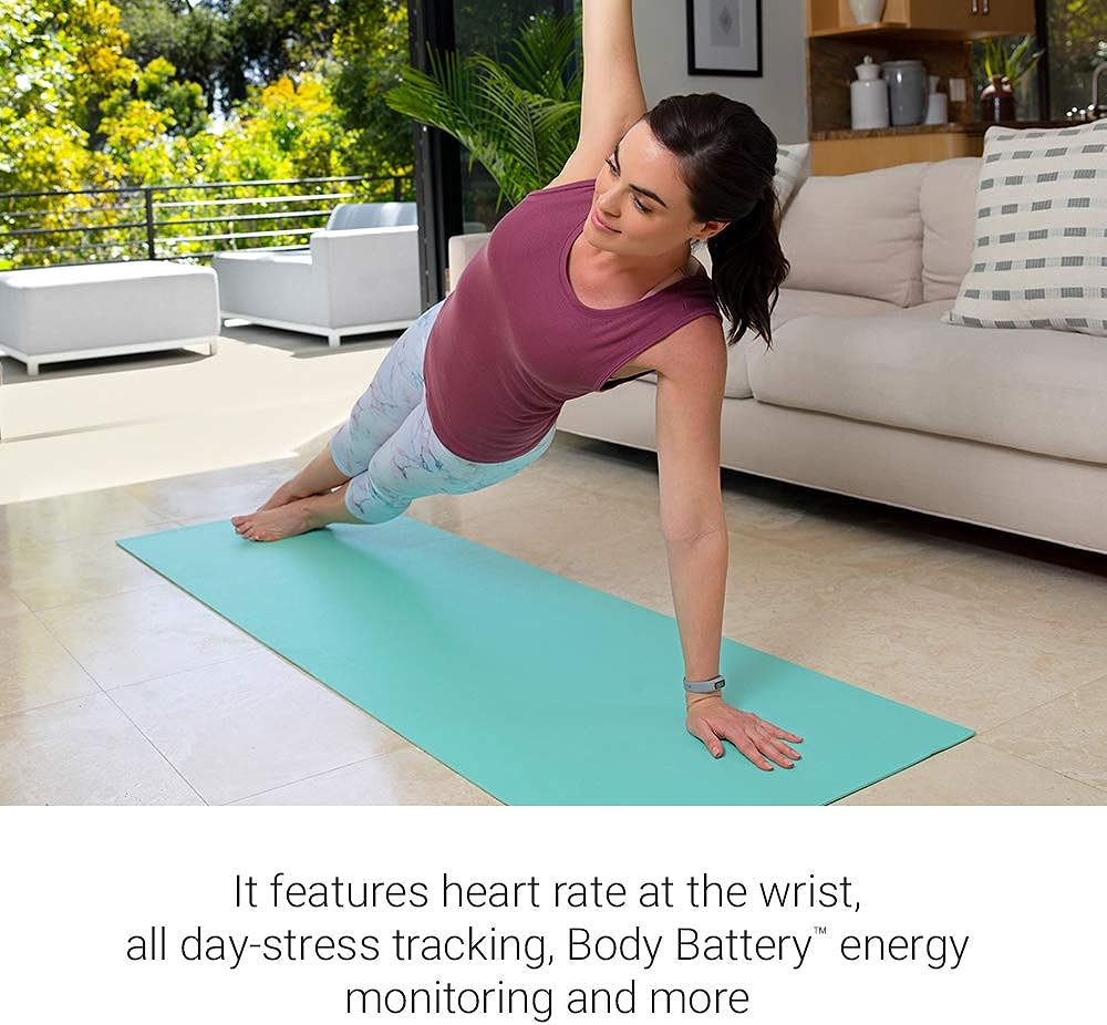 Garmin vivosmart 4, Activity and Fitness Tracker w/ Pulse Ox and Heart Rate Monitor