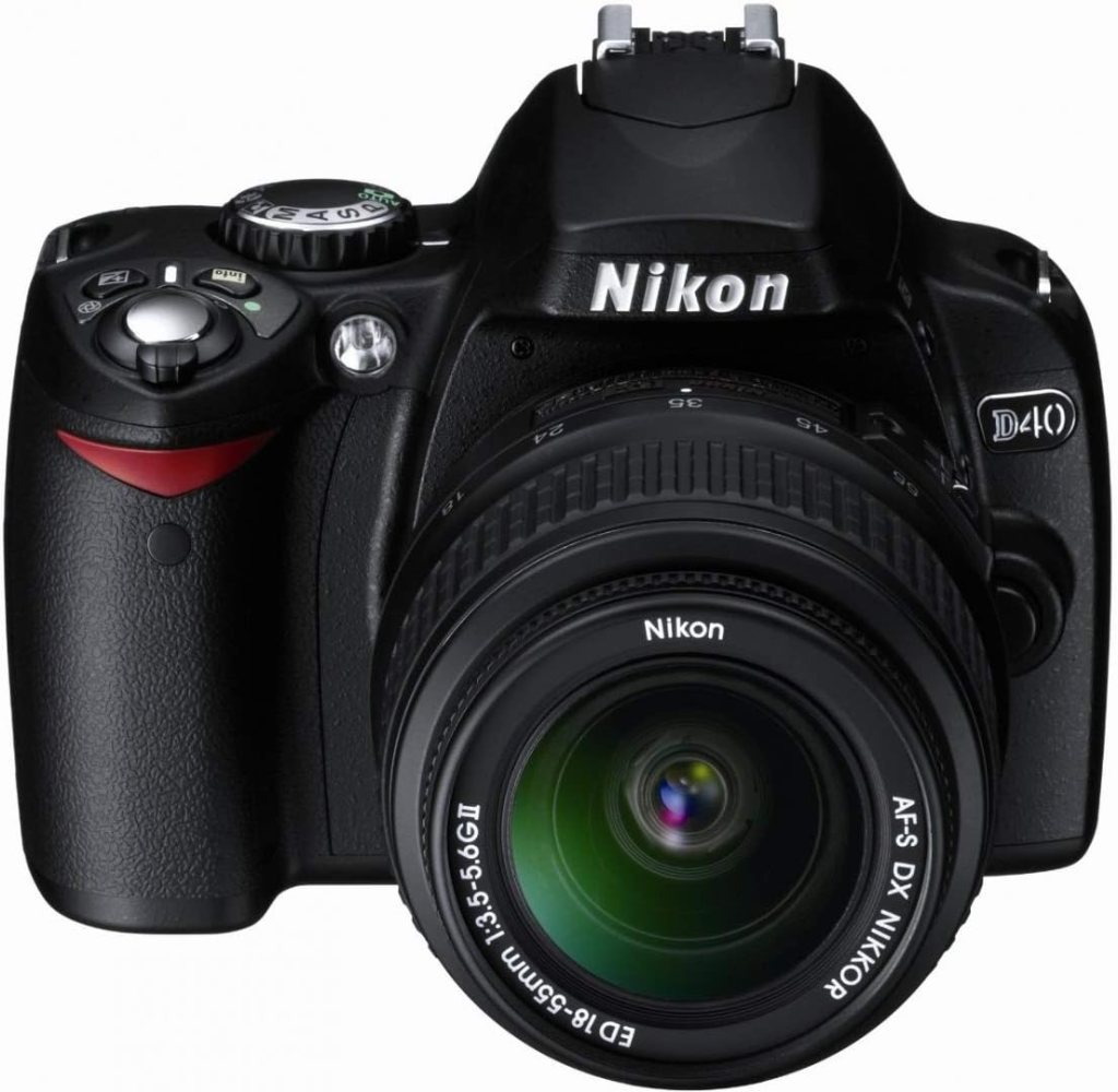 Nikon D40 6.1MP Digital SLR Camera Kit with 18-55mm f/3.5-5.6G ED II Auto Focus-S DX Zoom-Nikkor Lens Nikon D40 6.1MP Digital SLR Camera Kit with 18-55mm f/3.5-5.6G ED II Auto Focus-S DX Zoom-Nikkor Lens