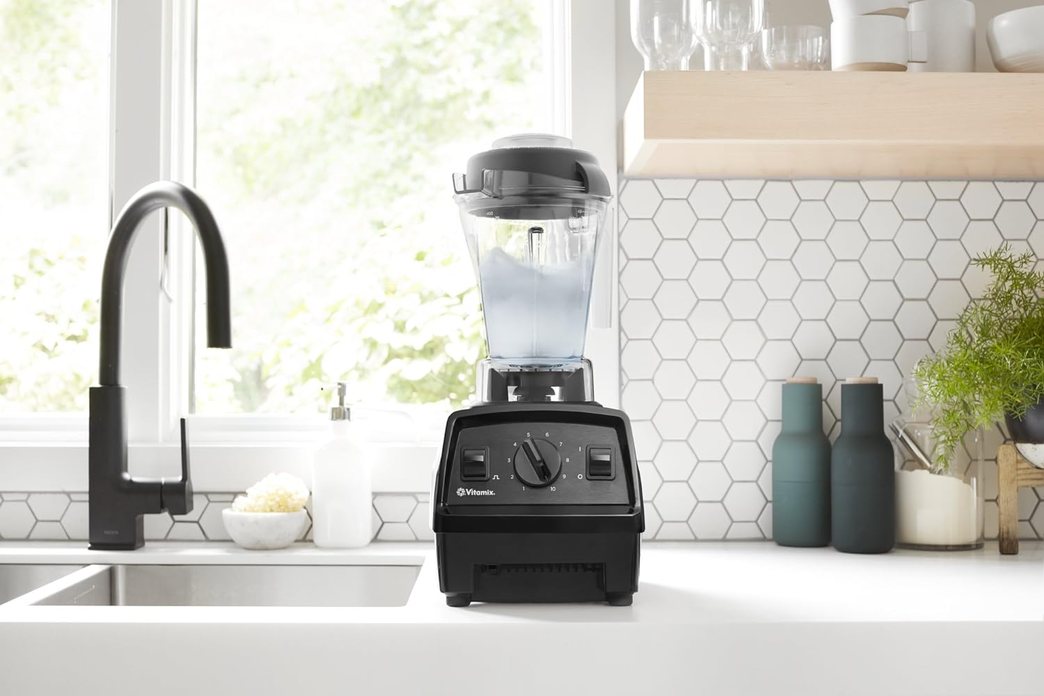 vitamix-e310-explorian-blender-review