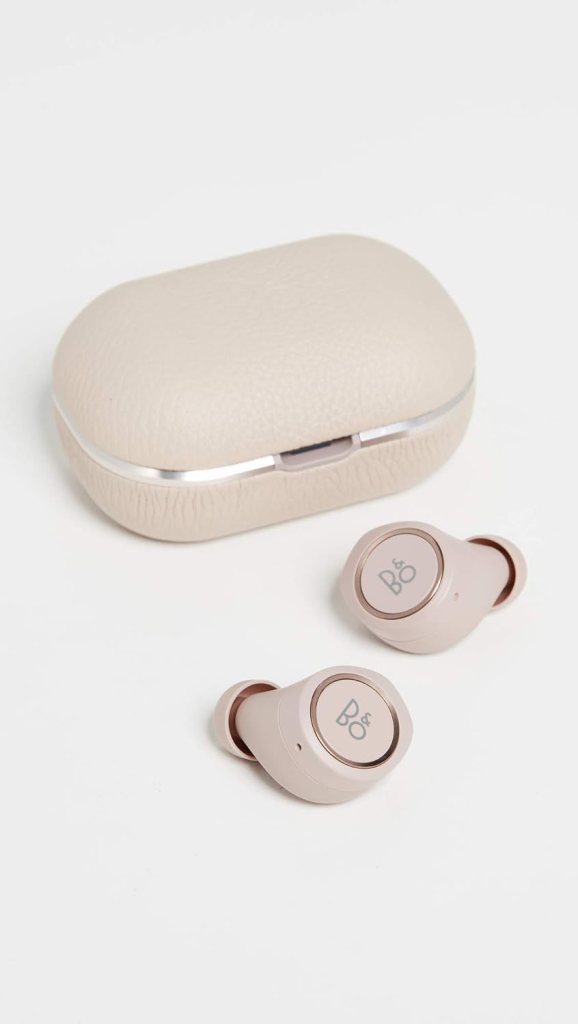 Bang Olufsen Beoplay E8 2.0 True Wireless Earphones Qi Charging, Natural - 1646101 Bang Olufsen Beoplay E8 2.0 True Wireless Earphones Qi Charging, Natural - 1646101