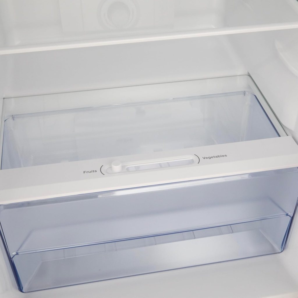 Avanti FF7B3S FF7B Apartment Size Refridgerator, Compact Fridge with Top Freezer with Temperature Control and Adjustable Shelves and Crisper Drawer, 7.0 cu.ft, Stainless Steel, 7 cu. ft Avanti FF7B3S FF7B Apartment Size Refridgerator, Compact Fridge with Top Freezer with Temperature Control and Adjustable Shelves and Crisper Drawer, 7.0 cu.ft, Stainless Steel, 7 cu. ft