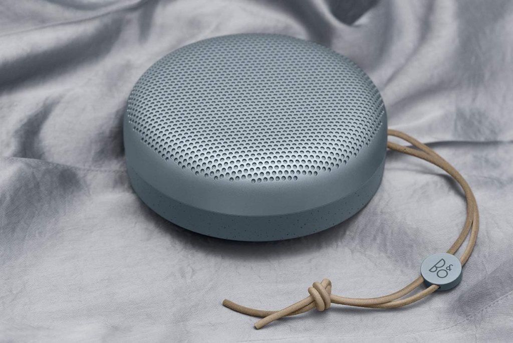 Bang  Olufsen Beoplay A1 Portable Bluetooth Speaker with Microphone, Tan