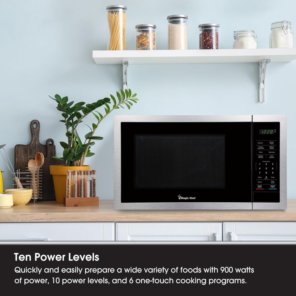 Magic Chef MC77MW Countertop Microwave Oven, Small Microwave for Compact Spaces, 700 Watts, 0.7 Cubic Feet, White