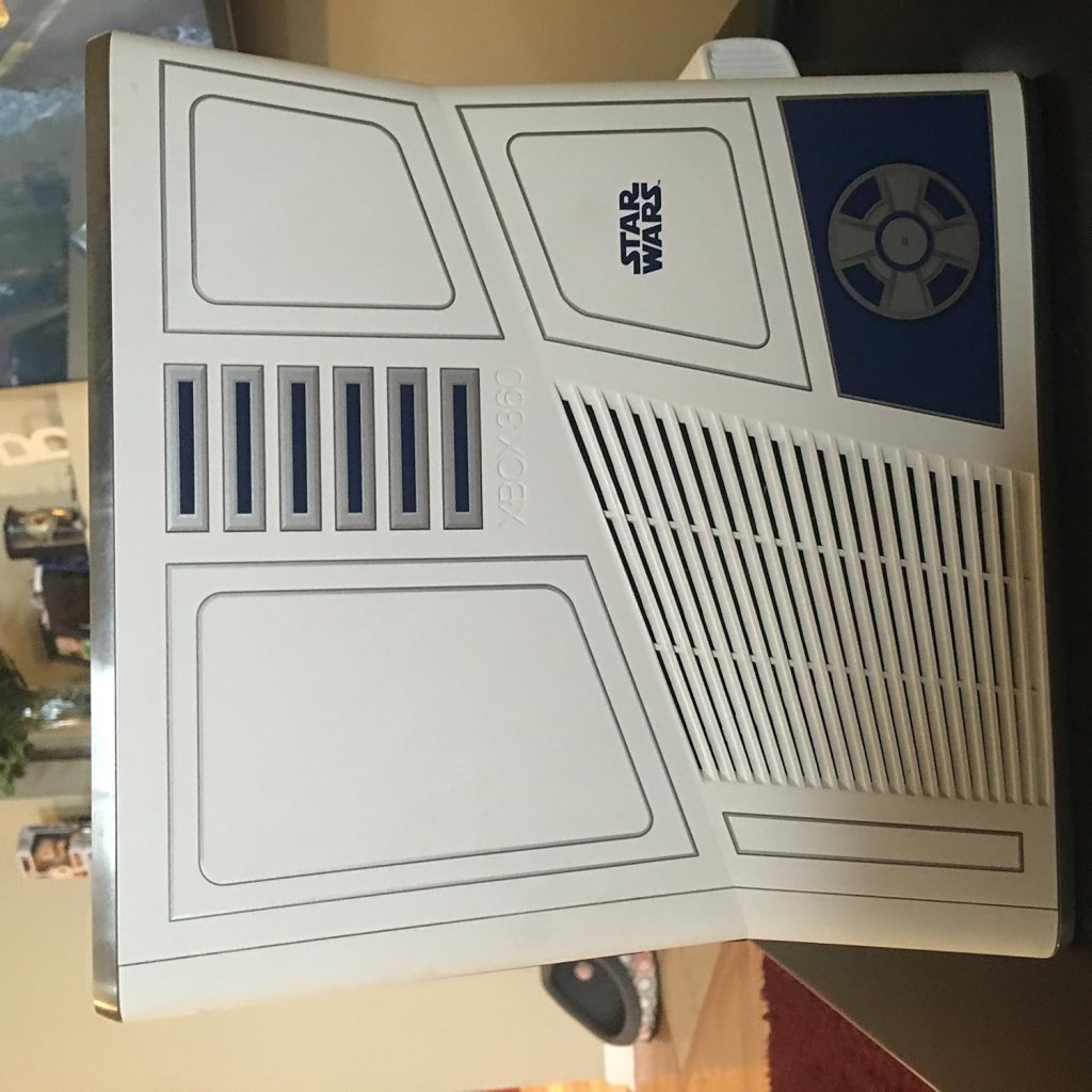 Xbox 360 Limited Edition Kinect Star Wars Bundle